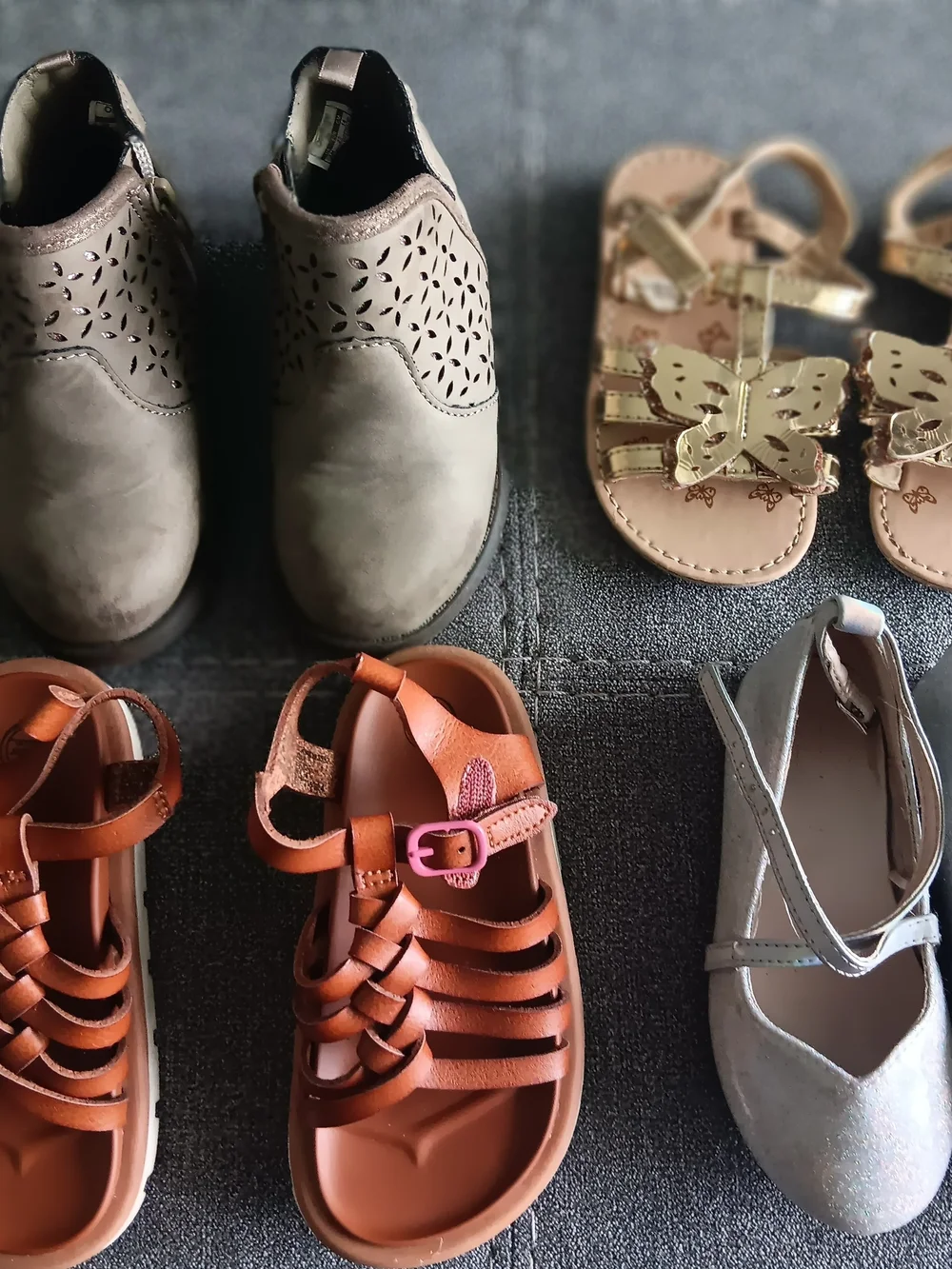 & Other Stories Tan Leather Kids Sandals with Pink Buckle